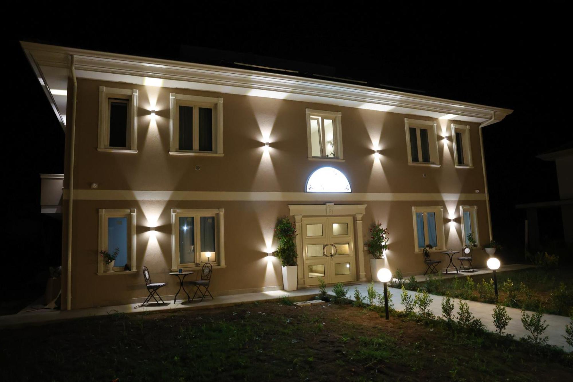 Sara B&B Accommodation Санта-Доменіка Екстер'єр фото