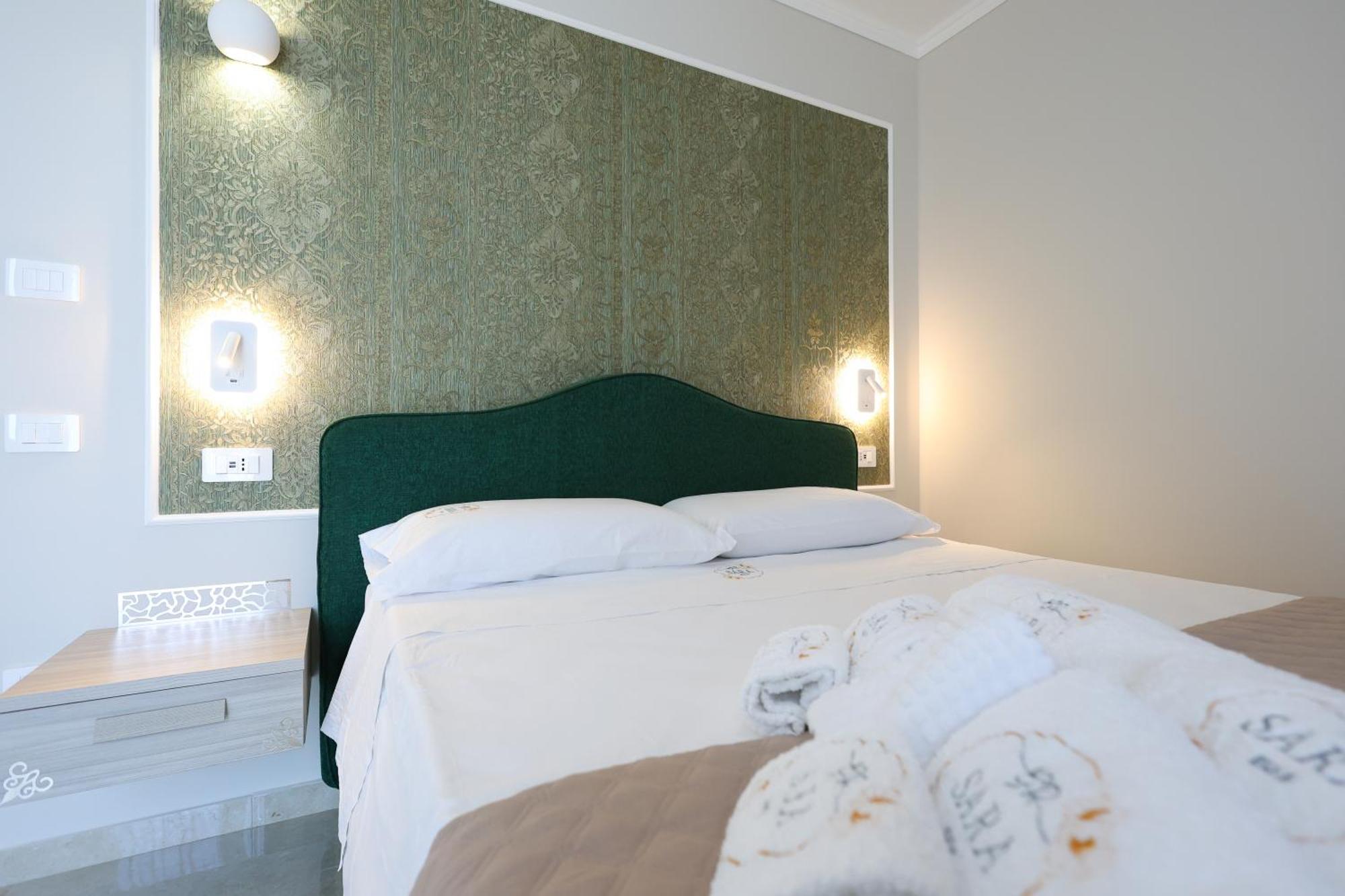 Sara B&B Accommodation Санта-Доменіка Екстер'єр фото