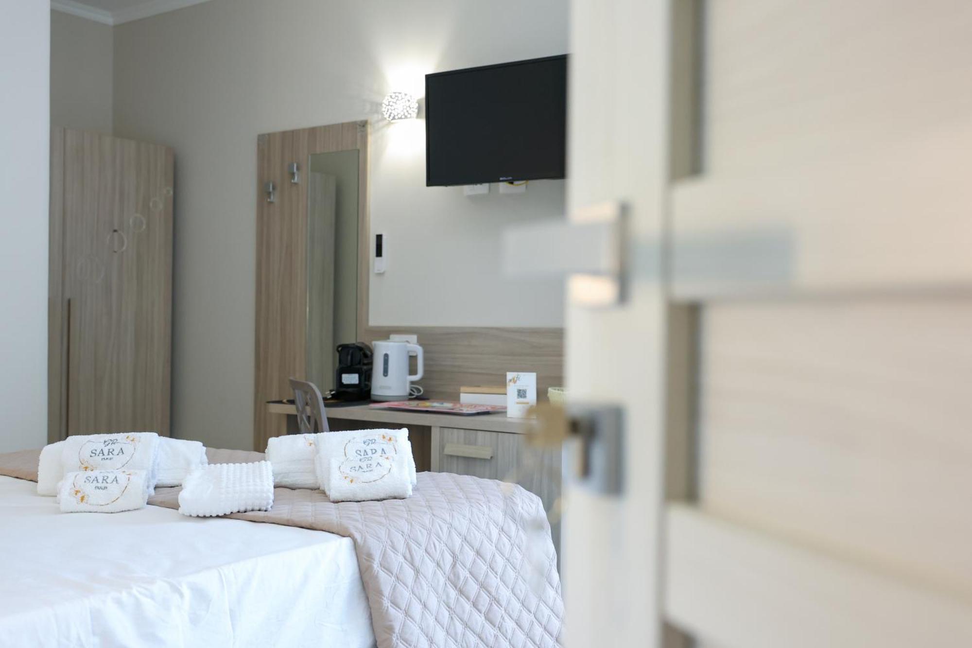 Sara B&B Accommodation Санта-Доменіка Екстер'єр фото